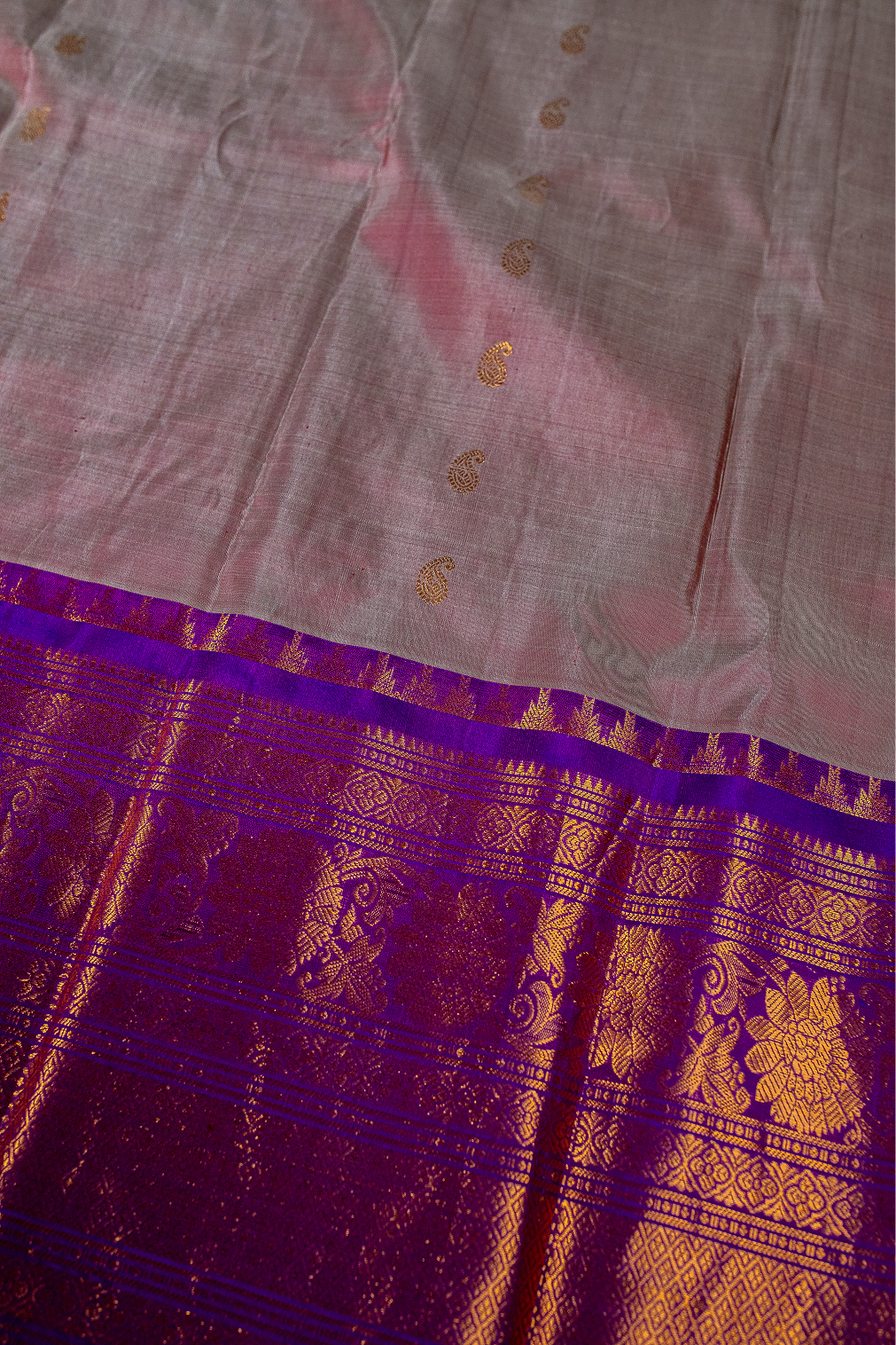 Lilac grey & Purple Gadwal Pattu