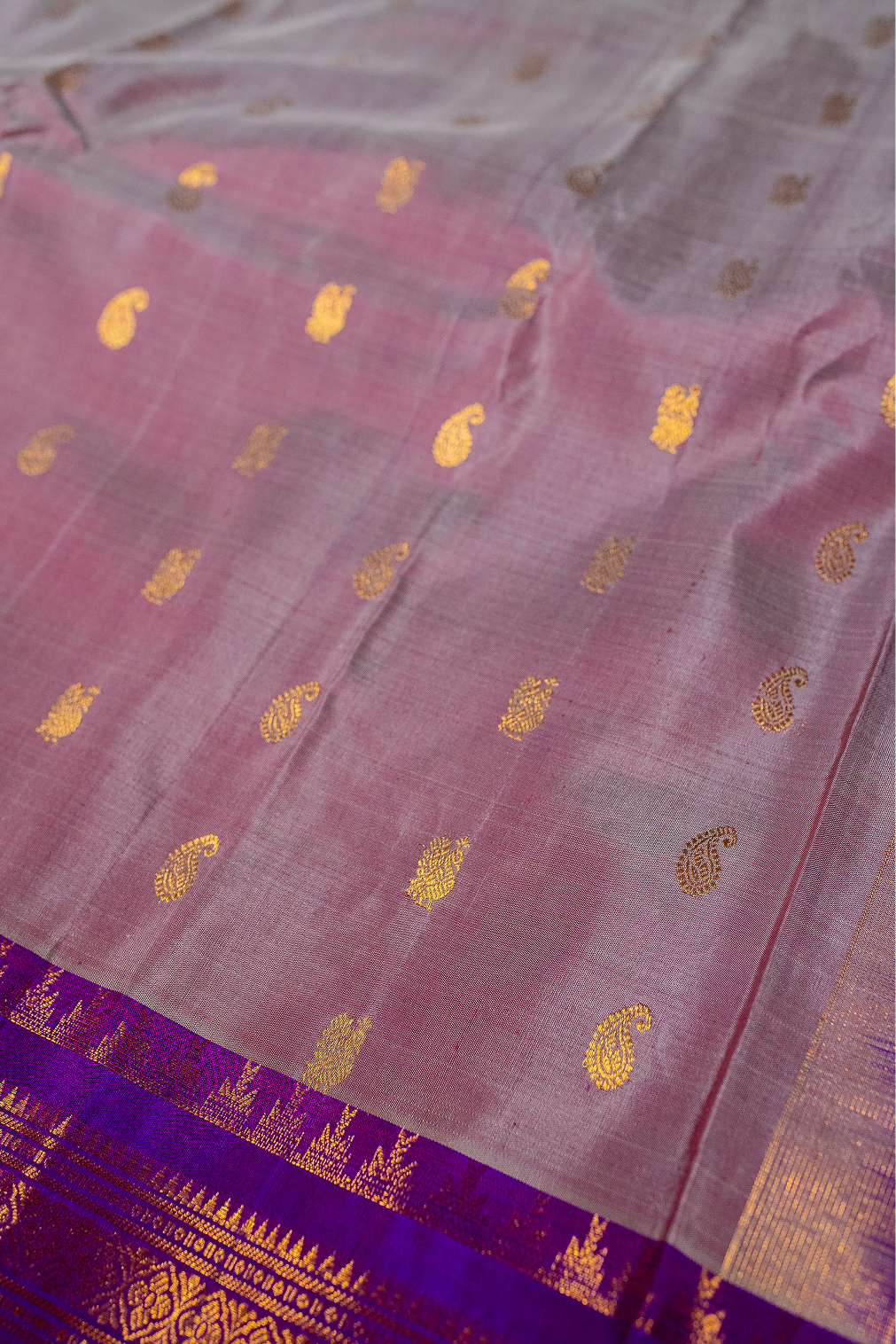 Lilac grey & Purple Gadwal Pattu