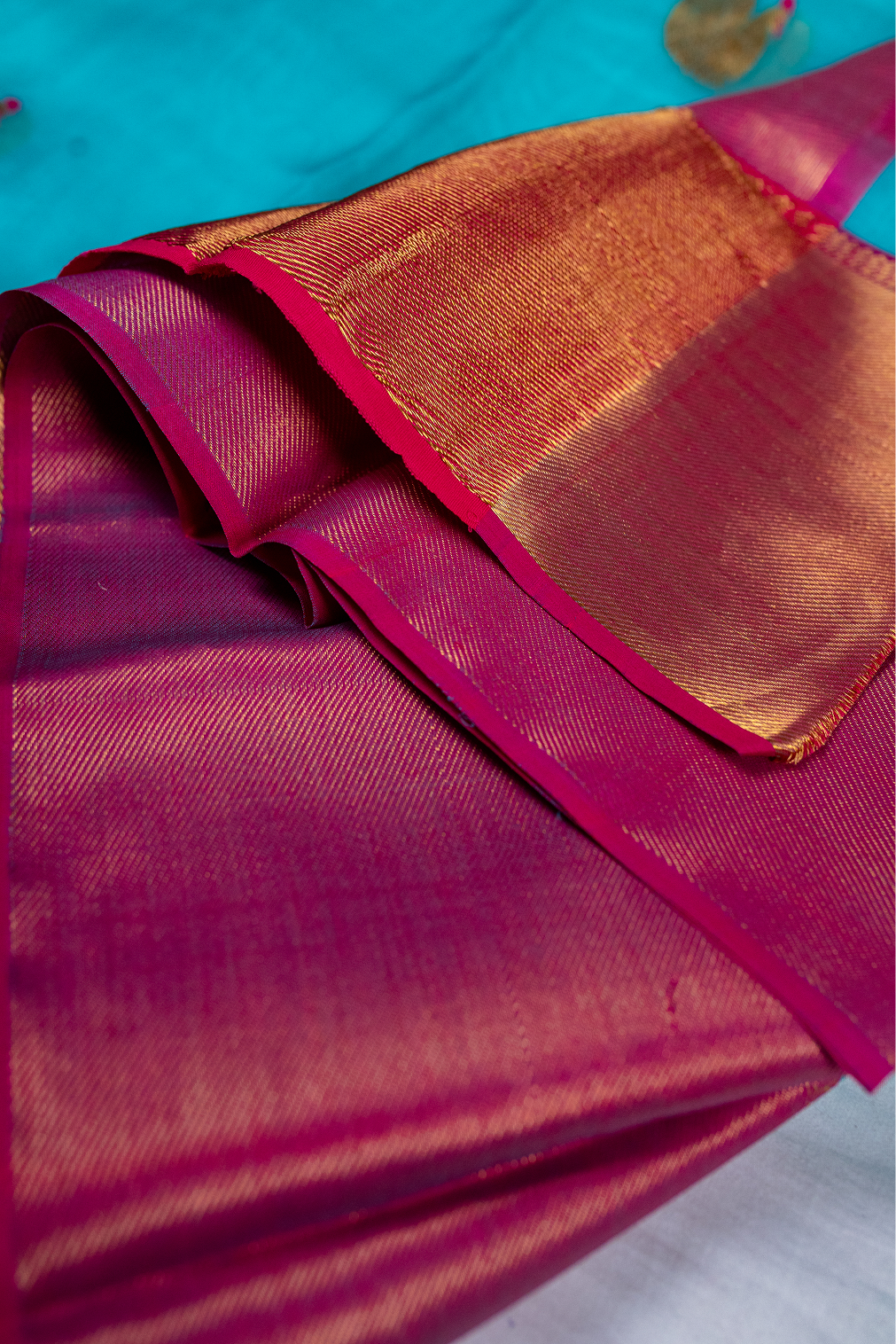 Aqua & Fuchsia Contrast Saree