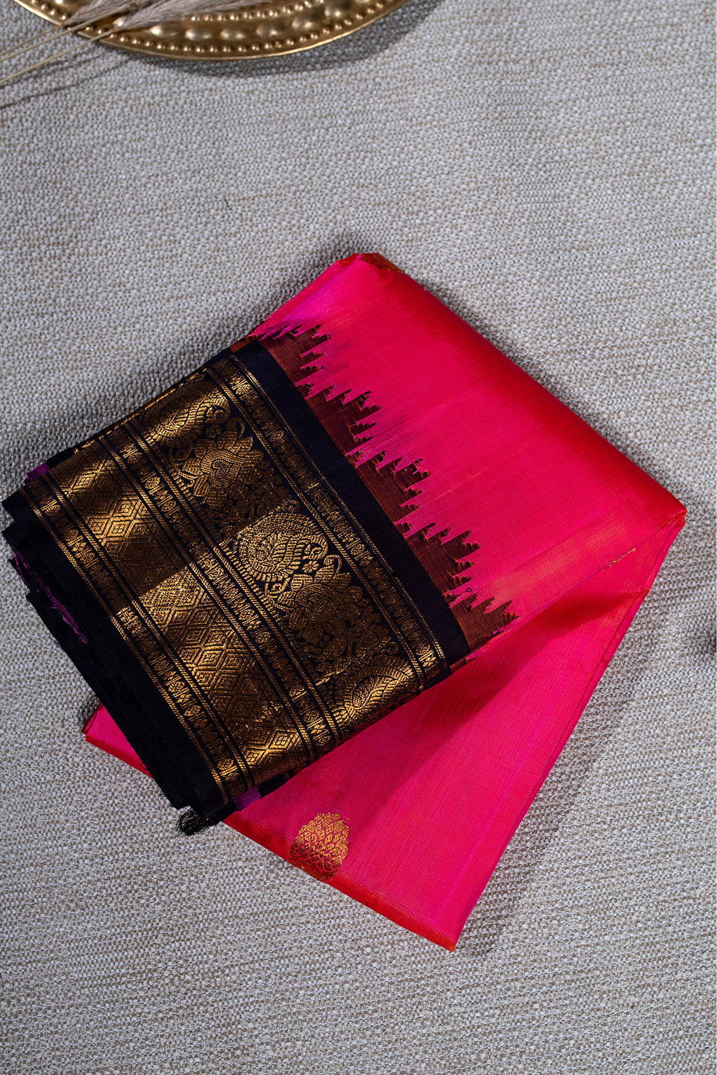Fuschia & Navy Gadwal pattu