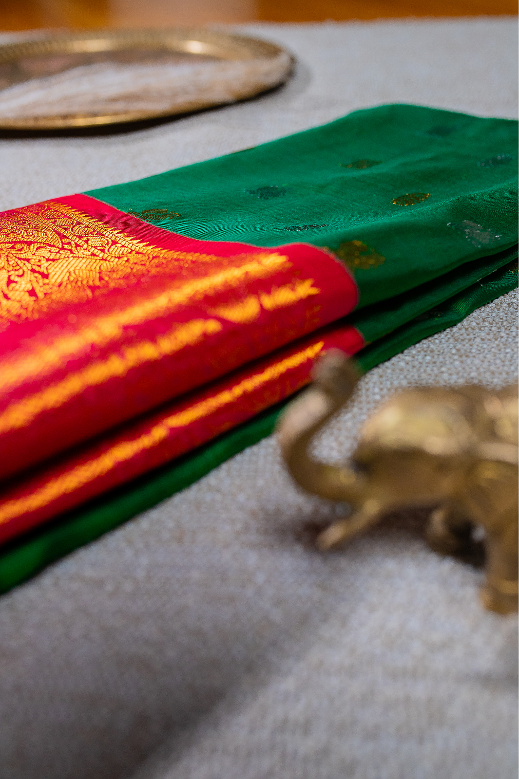 Green & Pink Gadwal Pattu