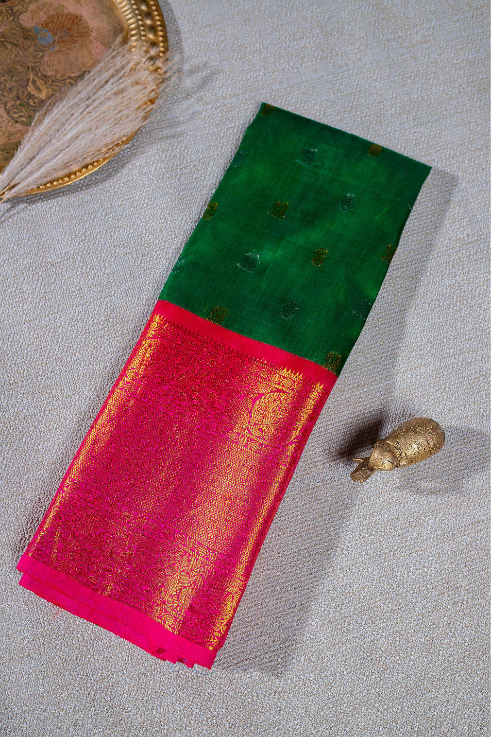 Green & Pink Gadwal Pattu