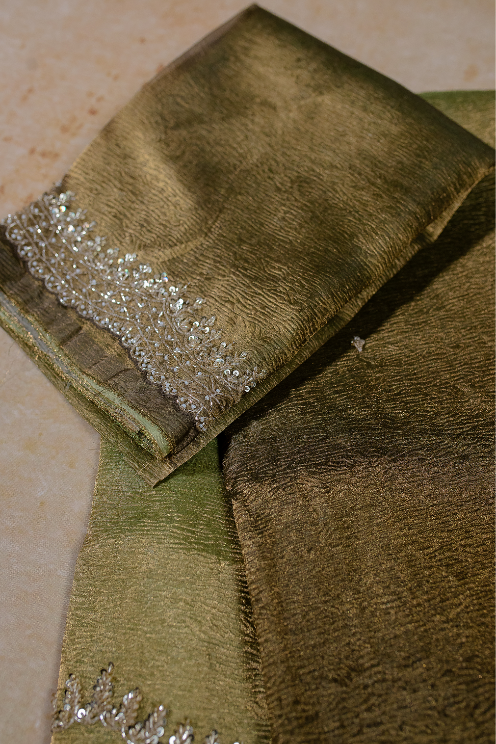 Light - Dark Mehendi Green Ombre Crushed Tissue Saree